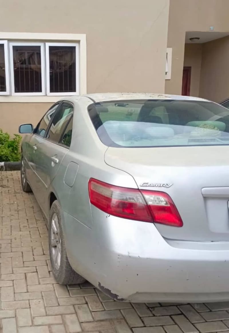 TOYOTA Camry LE Eti Osa