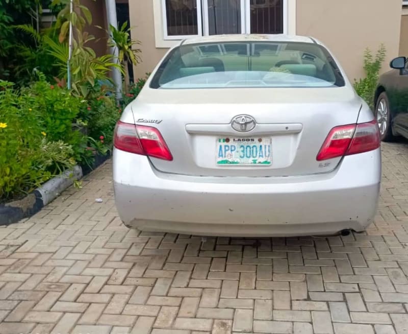 TOYOTA Camry LE Eti Osa