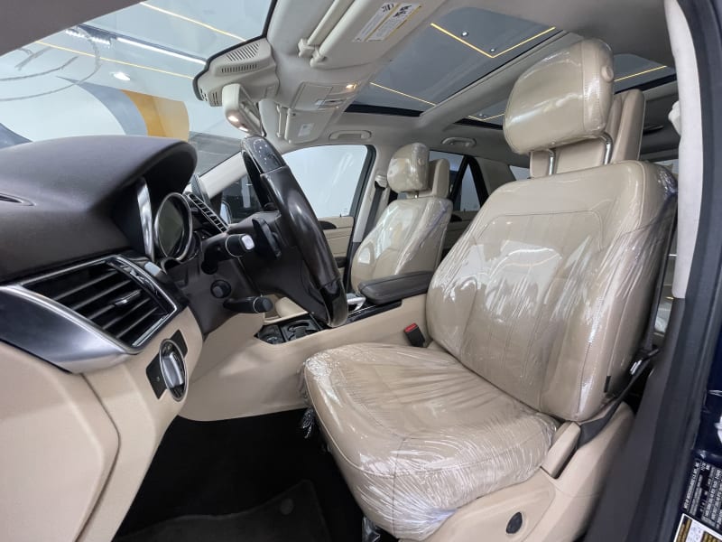 MERCEDES-BENZ 00000 350 Lagos Island