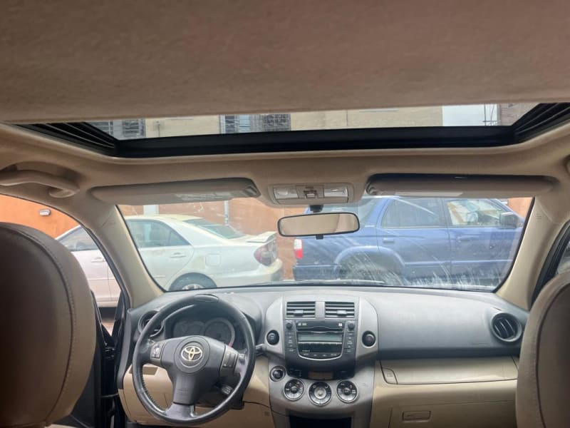 TOYOTA RAV4 LE Eti Osa