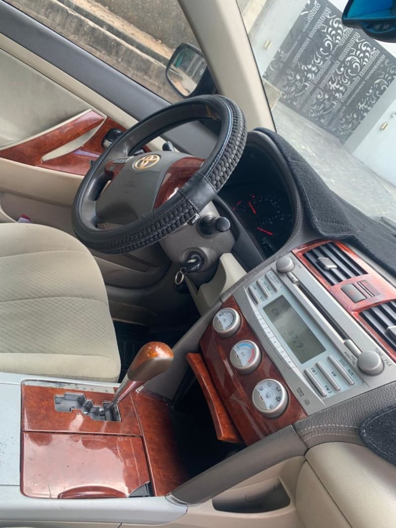 TOYOTA Camry LE Eti Osa