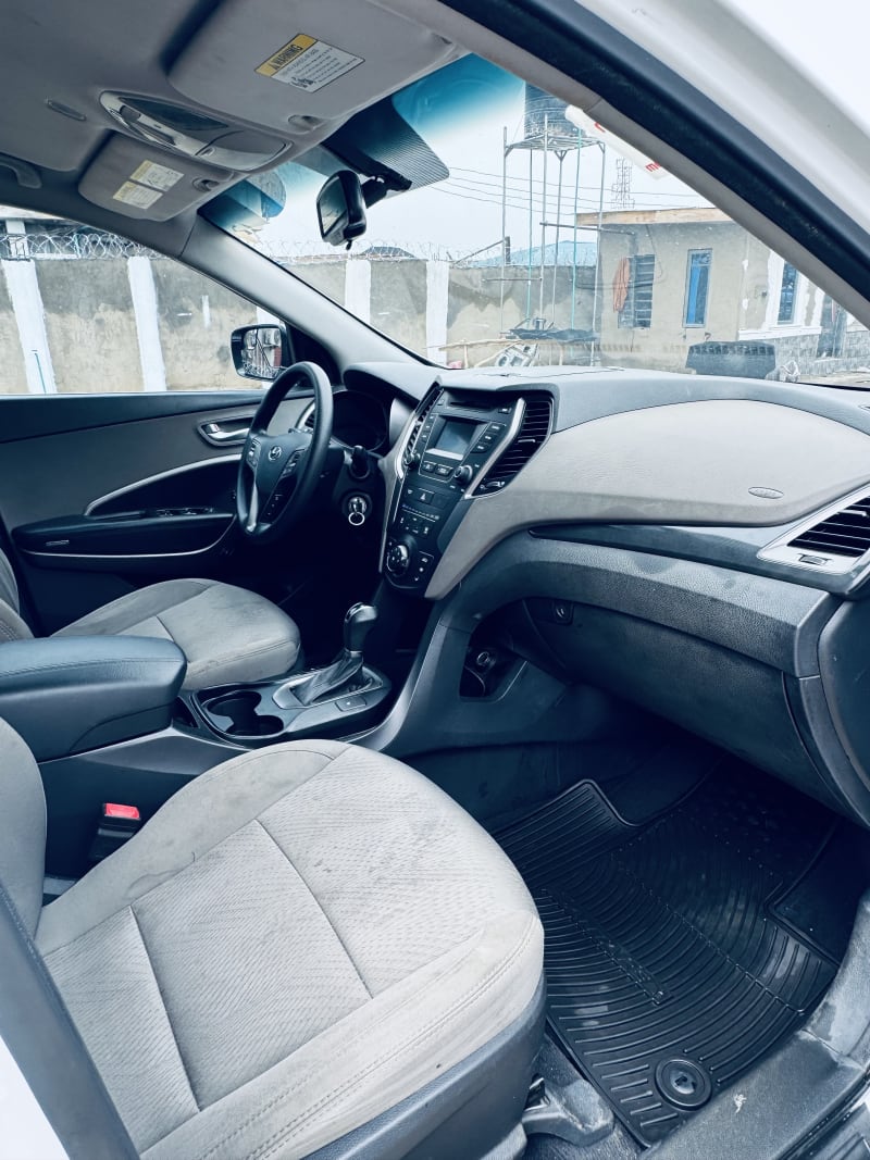 HYUNDAI Santa Fe SE Alimosho