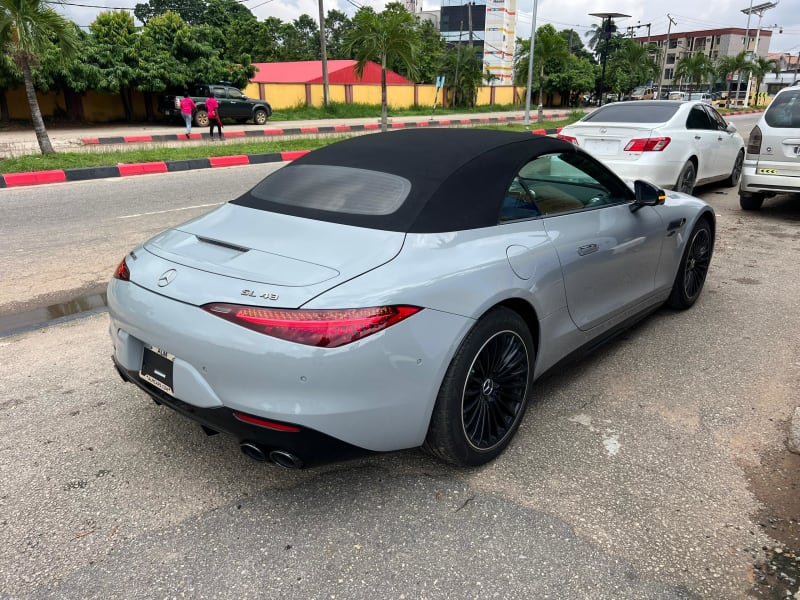 MERCEDES-BENZ MERCEDES-BENZ AMG SL AMG SL 43 Roadster MHEV AMG Speedshift MY23 MCT-9G Lagos Mainland