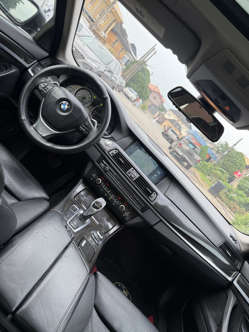BMW BMW 5 Series 530i Ikeja