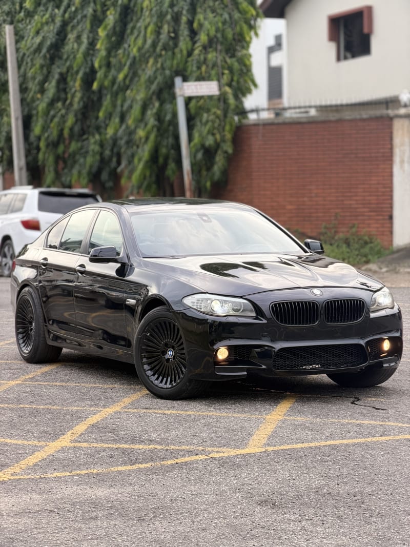 BMW BMW 5 Series 530i Ikeja