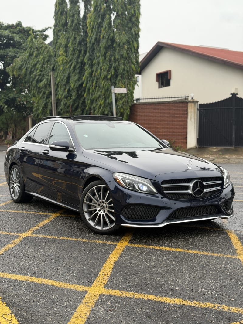 2015 MERCEDES-BENZ MERCEDES-BENZ C-Class C 300