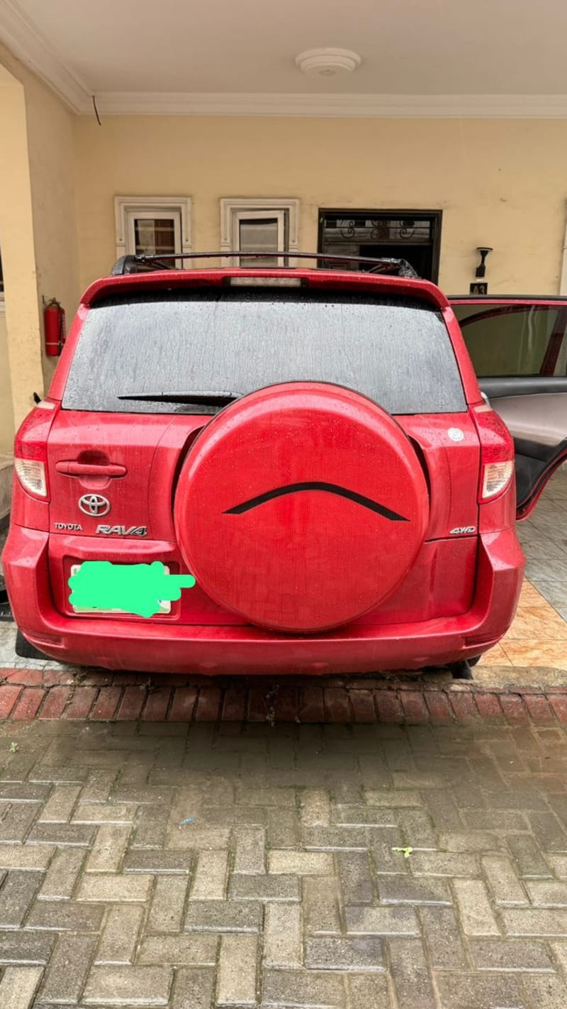 TOYOTA RAV4 LE Eti Osa