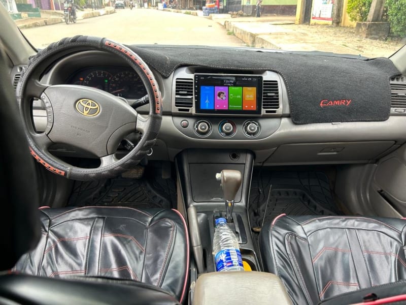 TOYOTA Camry LE Agege