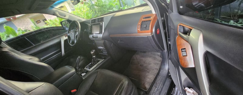 TOYOTA Prado Landcruiser Prado 3.0 VX Sunroof 4x4 Dsl AT Surulere, Lagos State