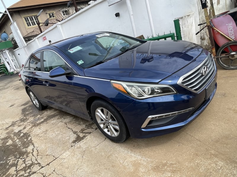 HYUNDAI HYUNDAI Sonata SE Kosofe