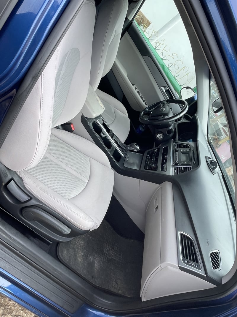 HYUNDAI HYUNDAI Sonata SE Kosofe