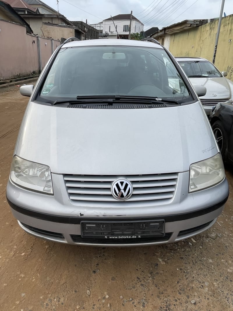 VOLKSWAGEN VW Sharan Sharan 1.9 TDI MPV Dsl Kosofe