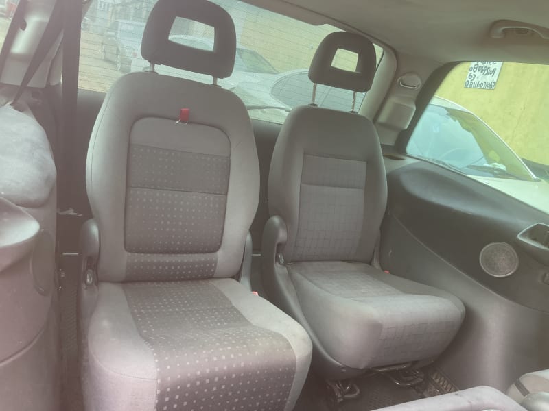VOLKSWAGEN VW Sharan Sharan 1.9 TDI MPV Dsl Kosofe