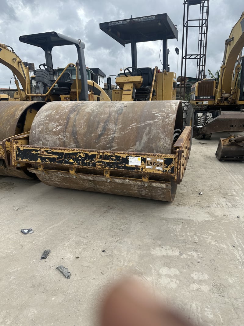 CATERPILLAR Caterpillar Wheel Roller CS 563 C Ibeju-Lekki
