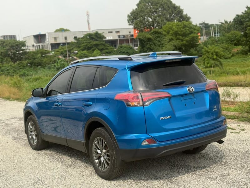 TOYOTA Toyota RAV4 LE Municipal Area Council