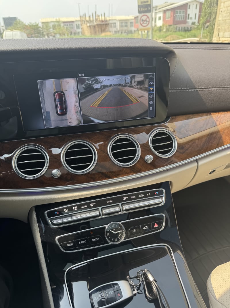 MERCEDES-BENZ MERCEDES-BENZ E-Class E 300 Ikeja