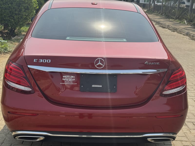 MERCEDES-BENZ MERCEDES-BENZ E-Class E 300 Ikeja