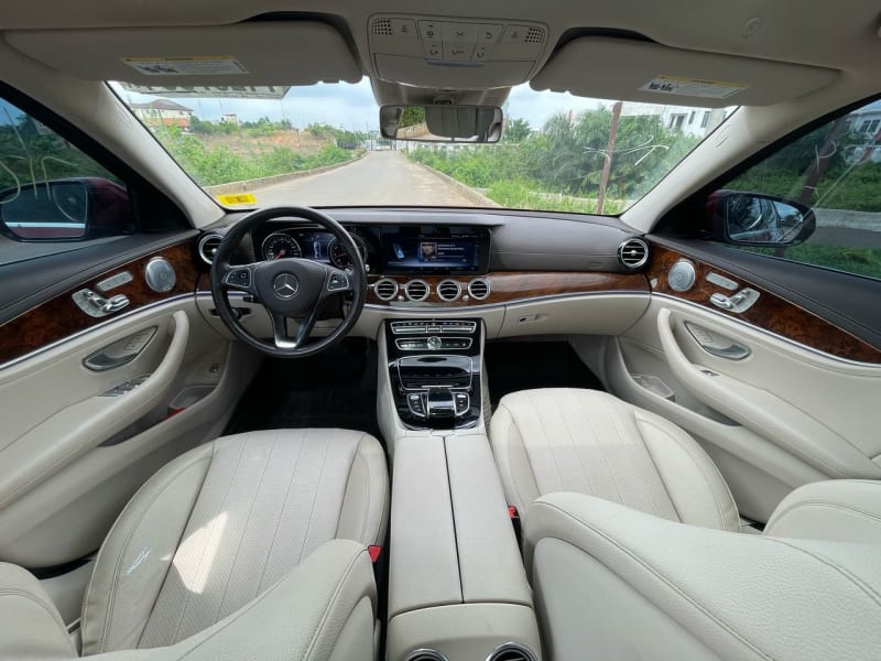 MERCEDES-BENZ MERCEDES-BENZ E-Class E 300 Ikeja