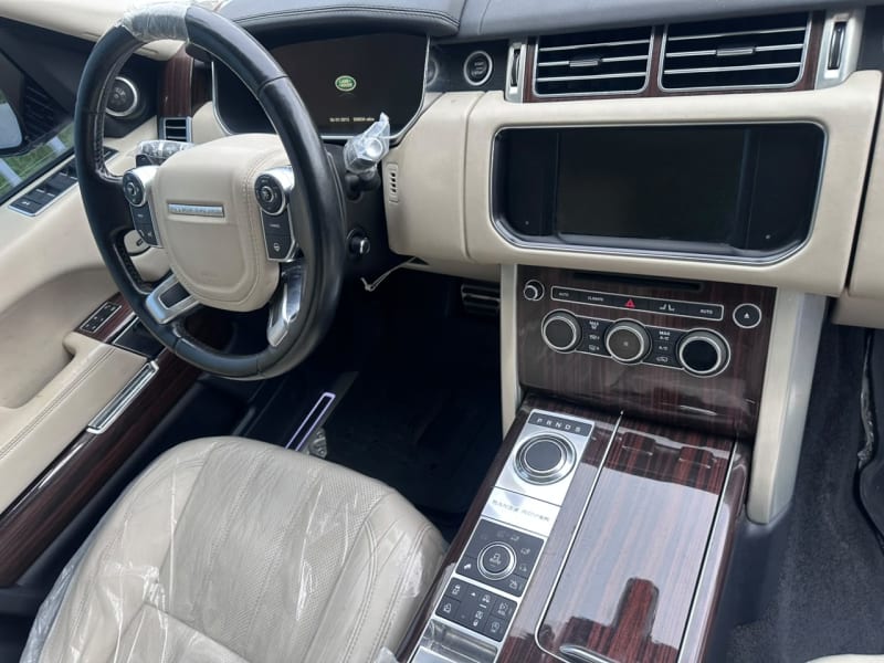 LAND ROVER L-R Range Rover Range Rover 2.0 LWB PHEV 297kW Vogue SE 4x4 MY22 AT Eti Osa