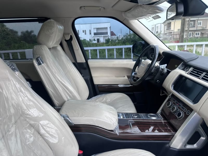 LAND ROVER L-R Range Rover Range Rover 2.0 LWB PHEV 297kW Vogue SE 4x4 MY22 AT Eti Osa