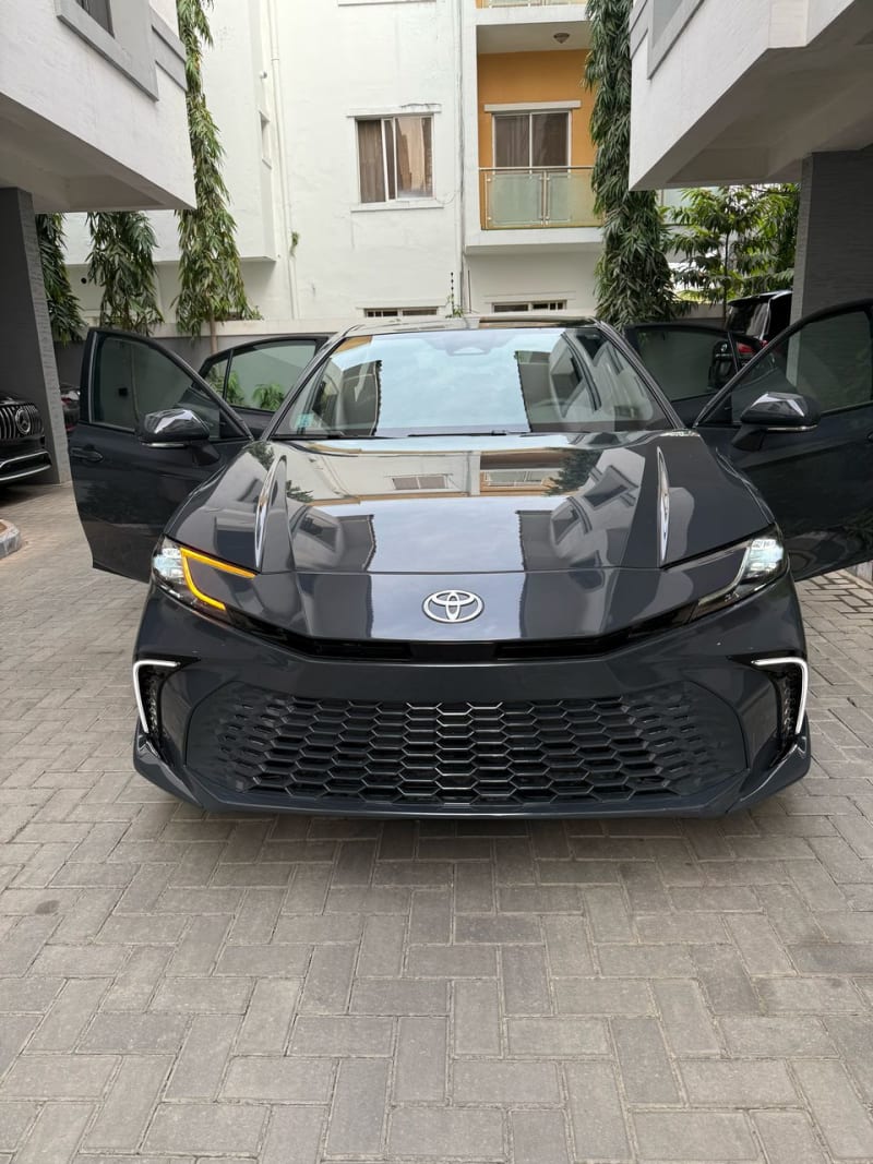 2025 TOYOTA TOYOTA Camry Camry 3.0 V6 AT