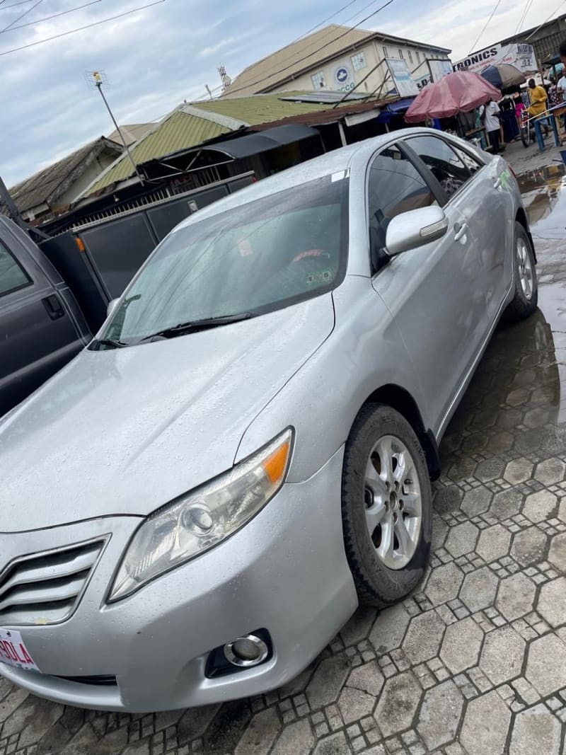 TOYOTA TOYOTA Camry LE Eti Osa