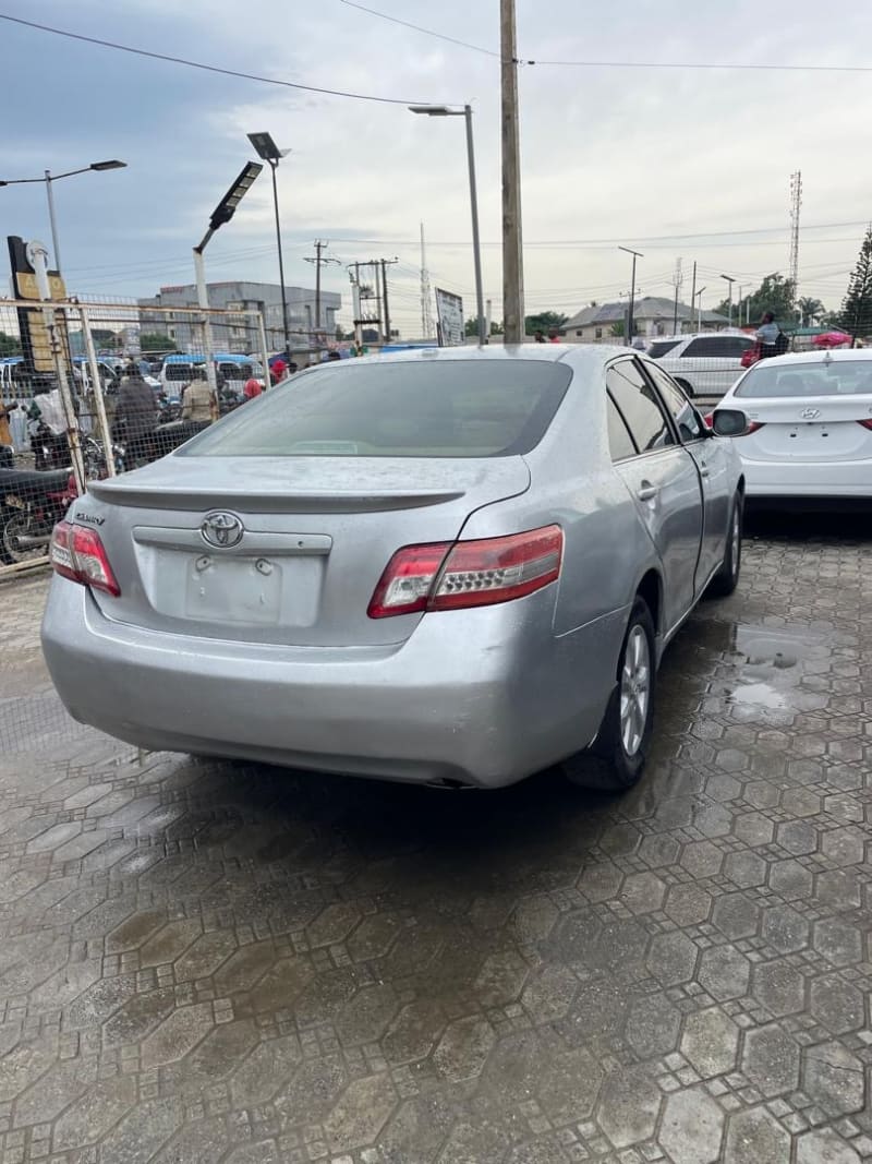 TOYOTA TOYOTA Camry LE Eti Osa