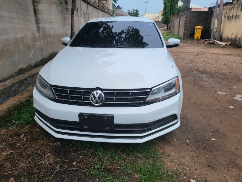 VOLKSWAGEN VOLKSWAGEN Passat 1.8 TSI Kaduna South