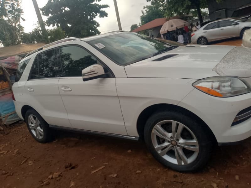 MERCEDES-BENZ MERCEDES-BENZ M-Class ML 350 BlueEFFICIENCY 4x4 AT Kaduna South