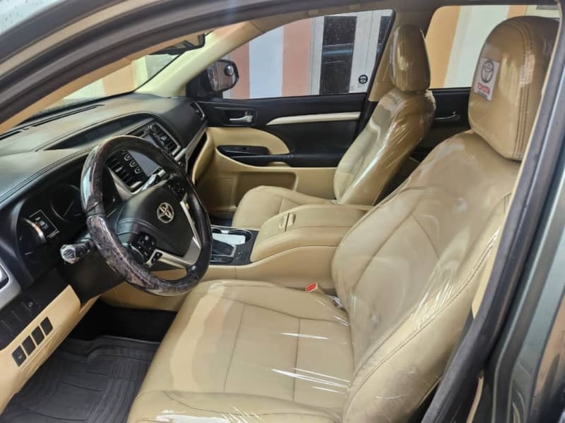 TOYOTA Toyota Highlander XLE Ibadan North