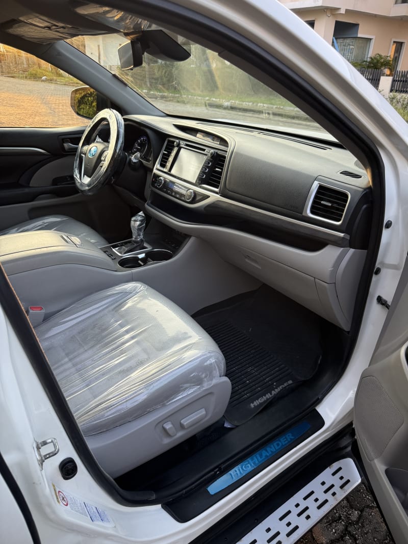 TOYOTA Toyota Highlander Limited Eti Osa