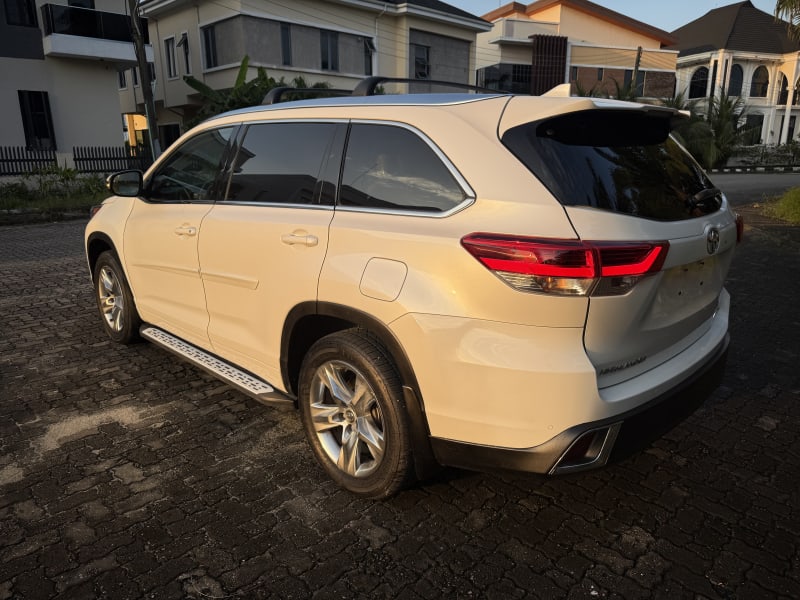 TOYOTA Toyota Highlander Limited Eti Osa