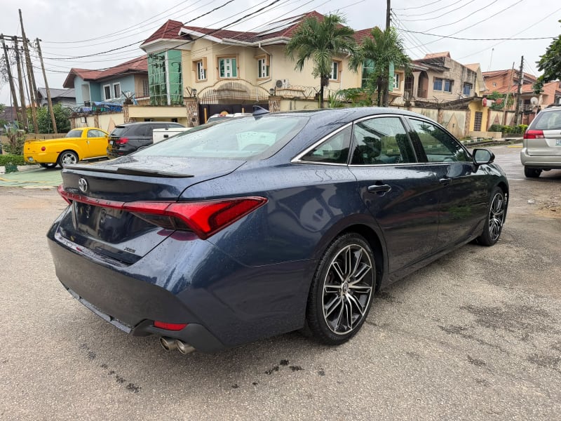 TOYOTA Toyota Avalon XLE Premium Oshodi-Isolo