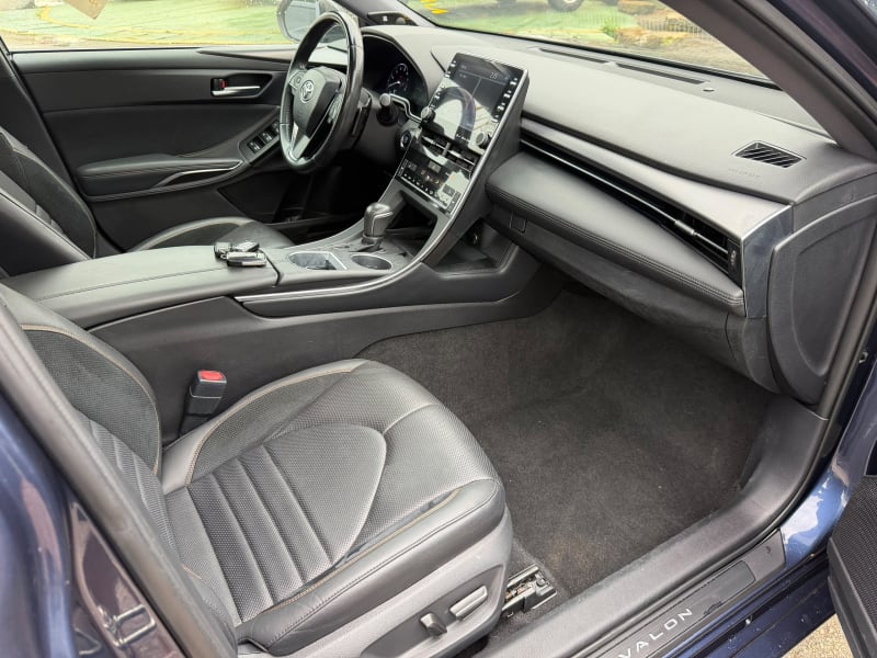 TOYOTA Toyota Avalon XLE Premium Oshodi-Isolo