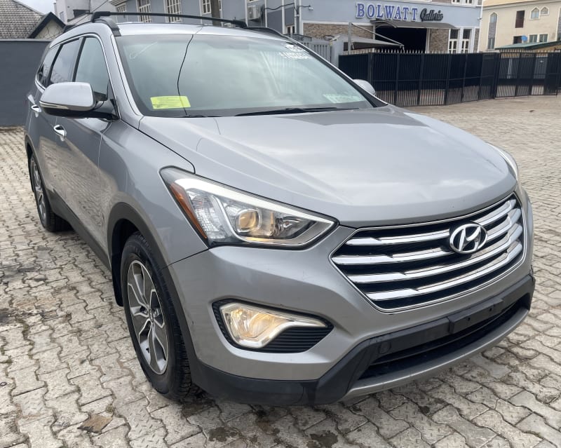 HYUNDAI HYUNDAI Santa Fe SE Oshodi-Isolo
