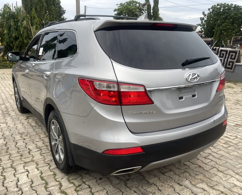 HYUNDAI HYUNDAI Santa Fe SE Oshodi-Isolo