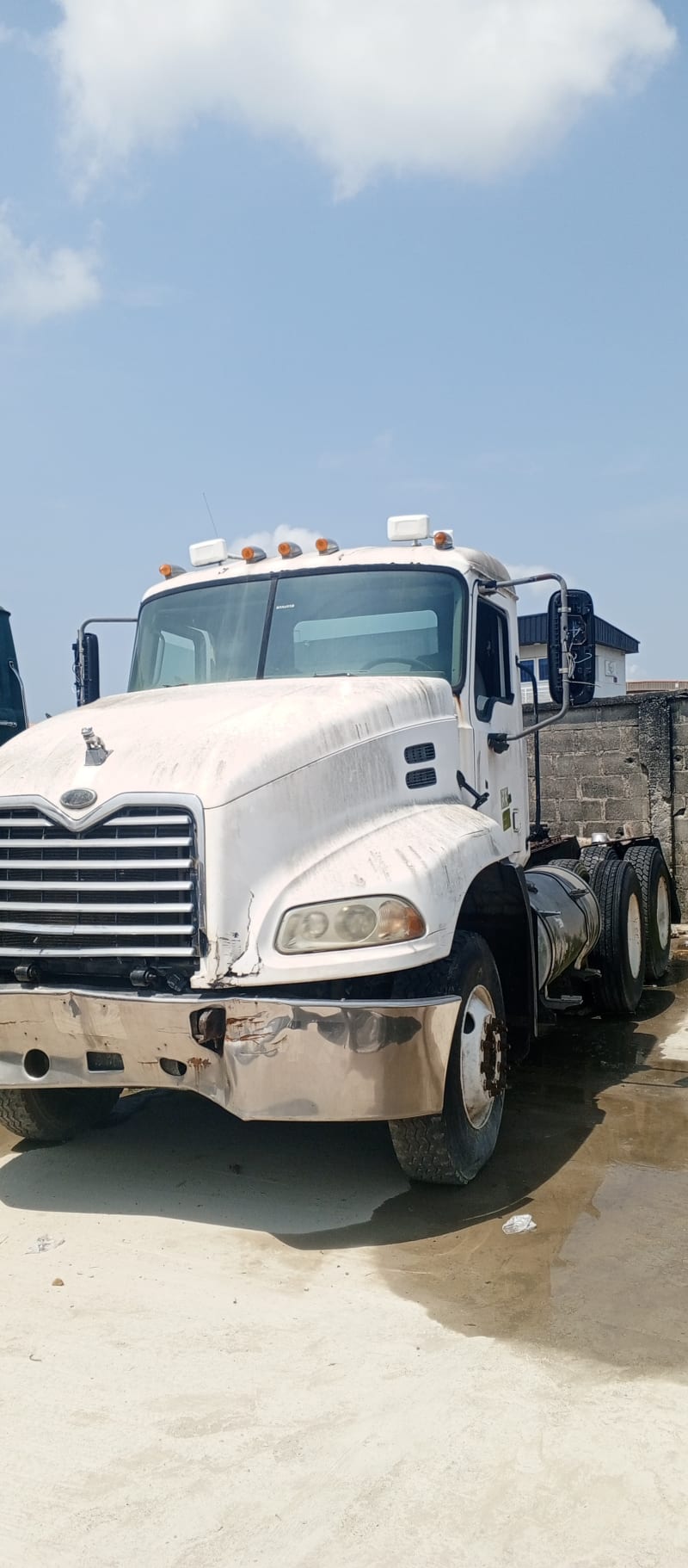 Mack Trucks MACK TRUCKS Granite Axle Back Ibeju-Lekki