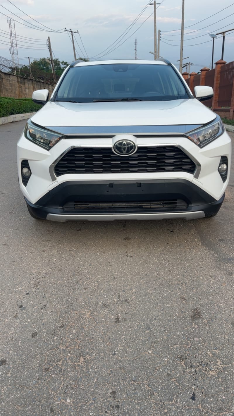 TOYOTA Toyota RAV4 XLE Ibadan South-West