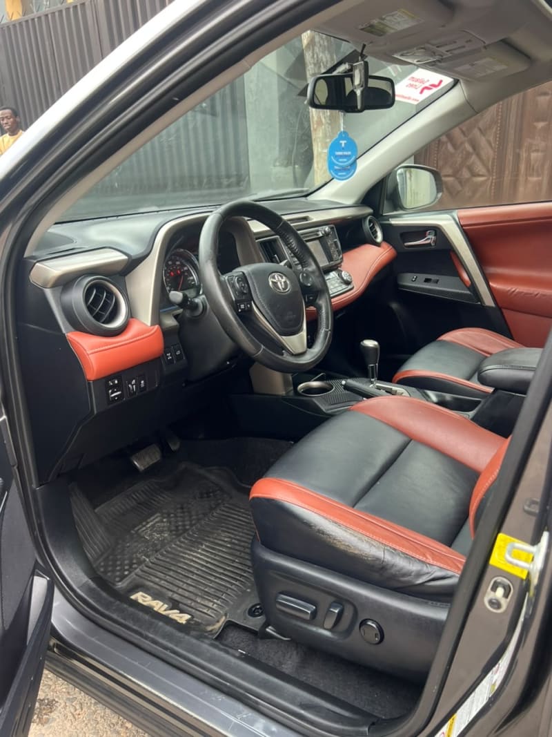 TOYOTA Toyota RAV4 Limited Lagos Mainland