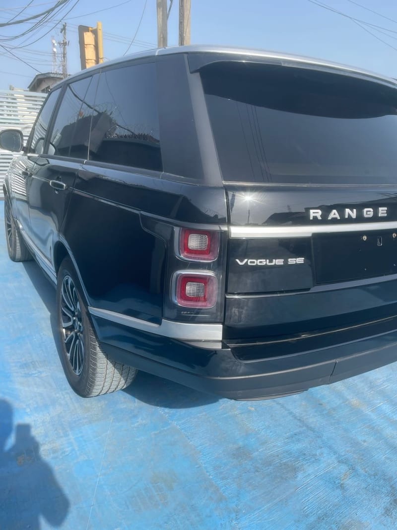 LAND ROVER L-R Range Rover Sport Range Rover Sport 2.0 221kW HSE 4x4 MY19.5 AT Lagos Mainland