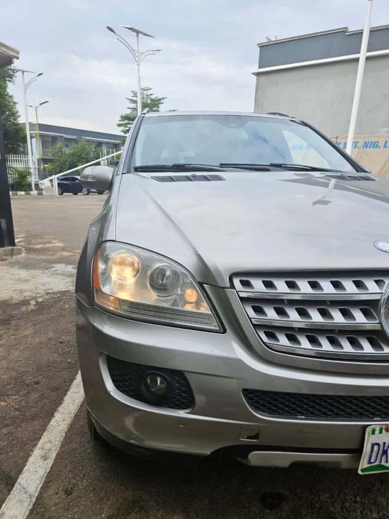 MERCEDES-BENZ MERCEDES-BENZ M-Class ML 320 4x4 AT Kaduna South