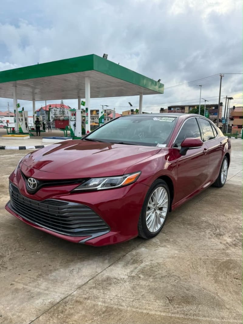 TOYOTA TOYOTA Camry XLE Lagos Mainland