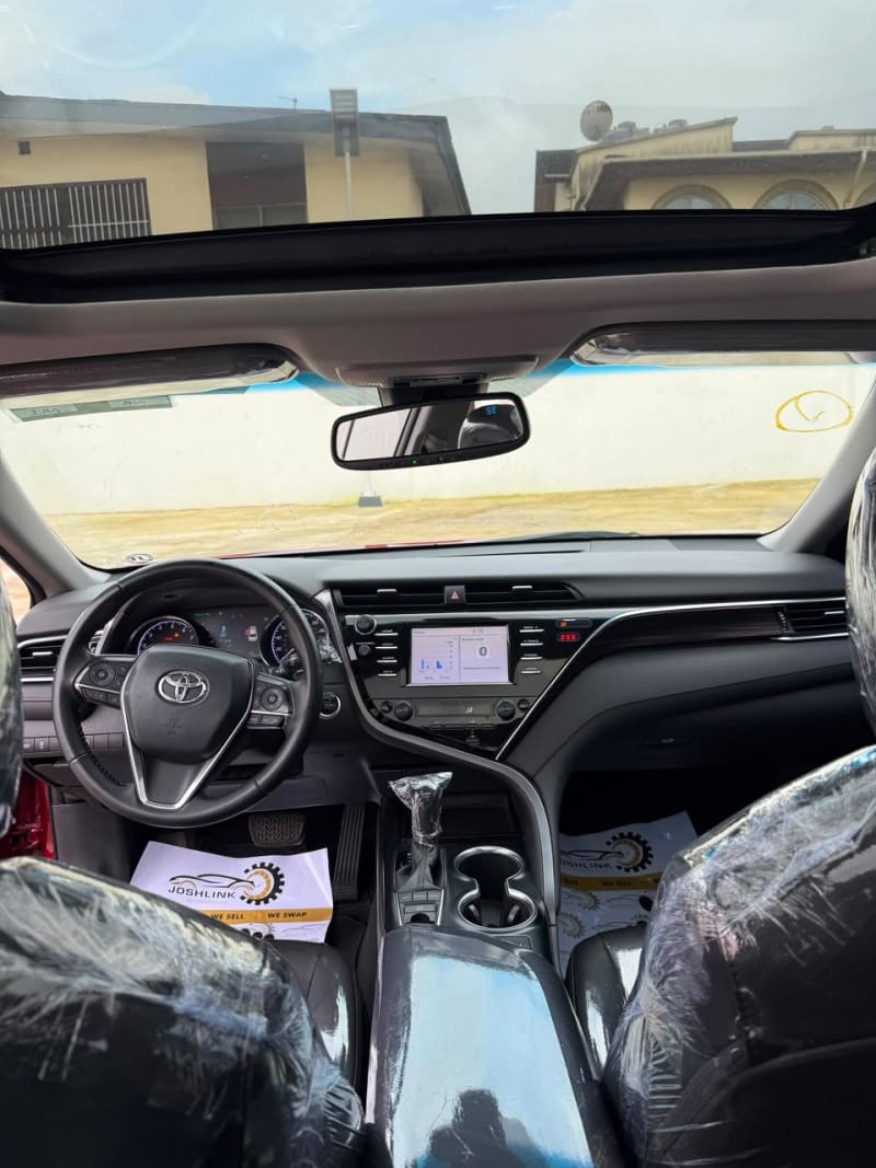 TOYOTA TOYOTA Camry XLE Lagos Mainland