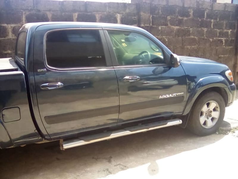 TOYOTA TOYOTA Tundra 5.7 L V8 Egbeda