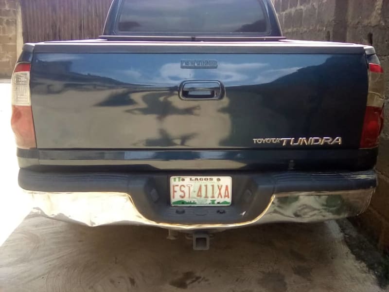 TOYOTA TOYOTA Tundra 5.7 L V8 Egbeda