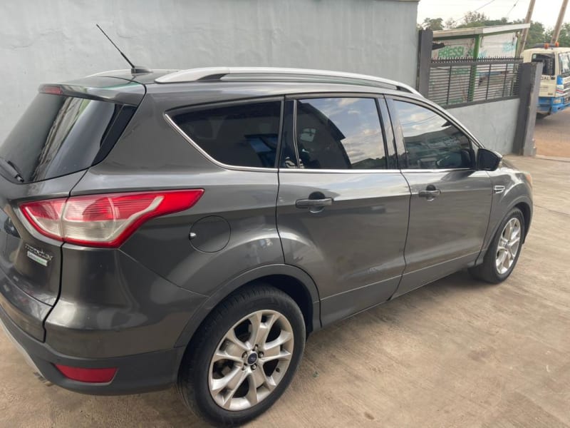 FORD FORD Escape Titanium Oluyole