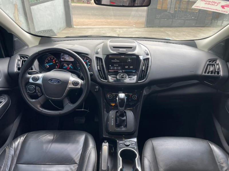 FORD FORD Escape Titanium Oluyole