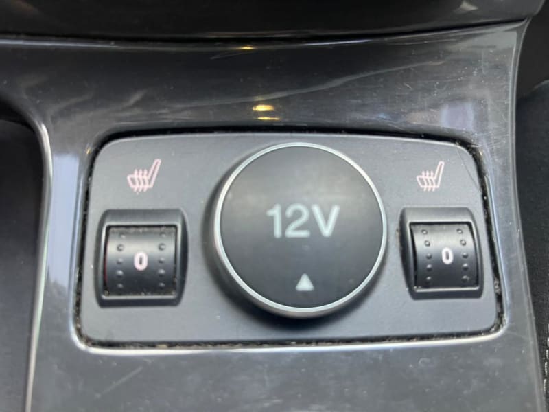 FORD FORD Escape Titanium Oluyole