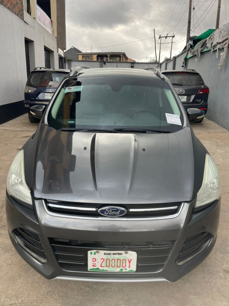 FORD FORD Escape Titanium Oluyole