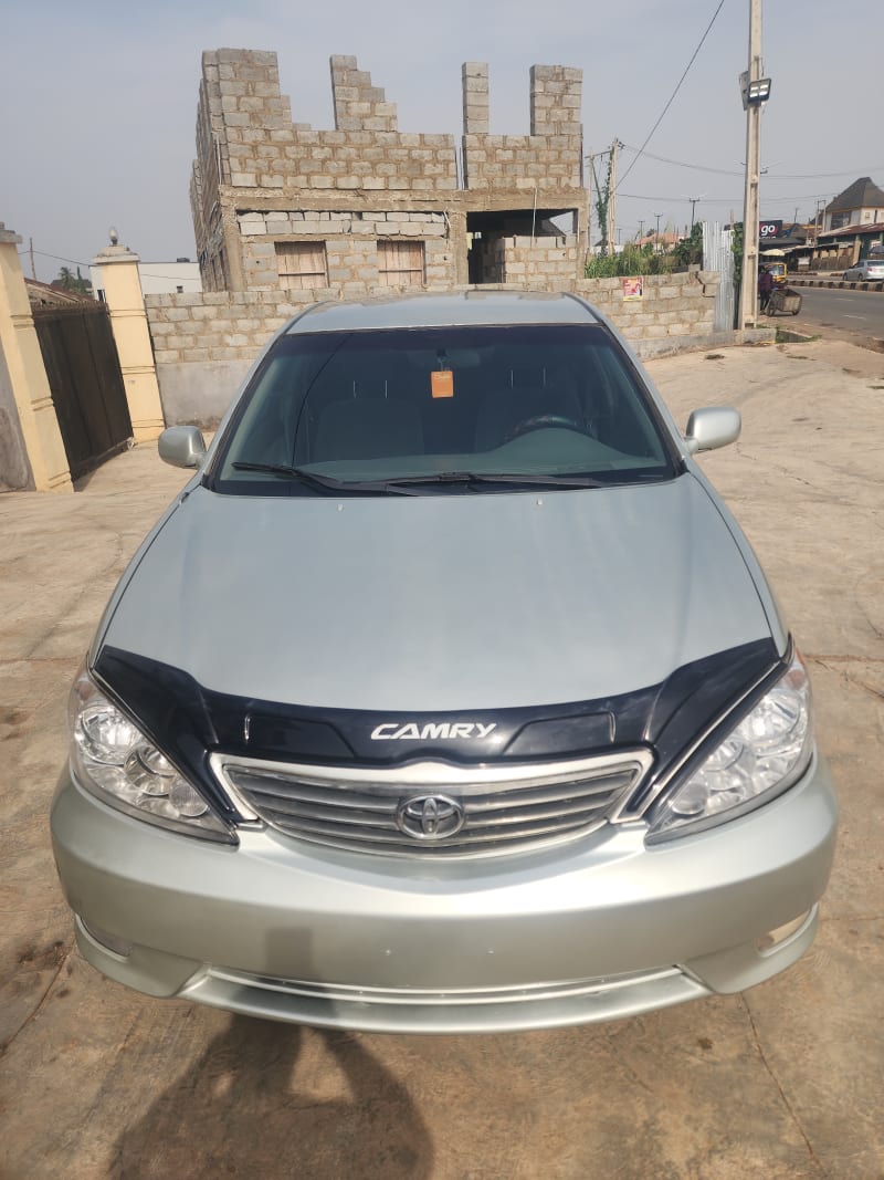 2005 TOYOTA TOYOTA Camry 2.5 L L4